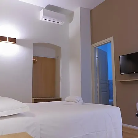 Castanea 4*